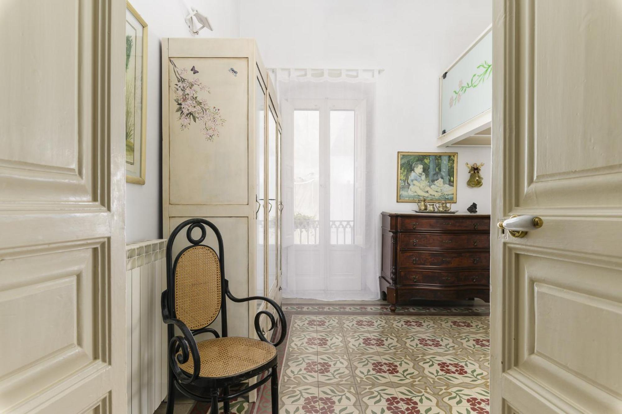 Appartamento Vintage Con Balcone By Wonderful Italy 오스투니 외부 사진